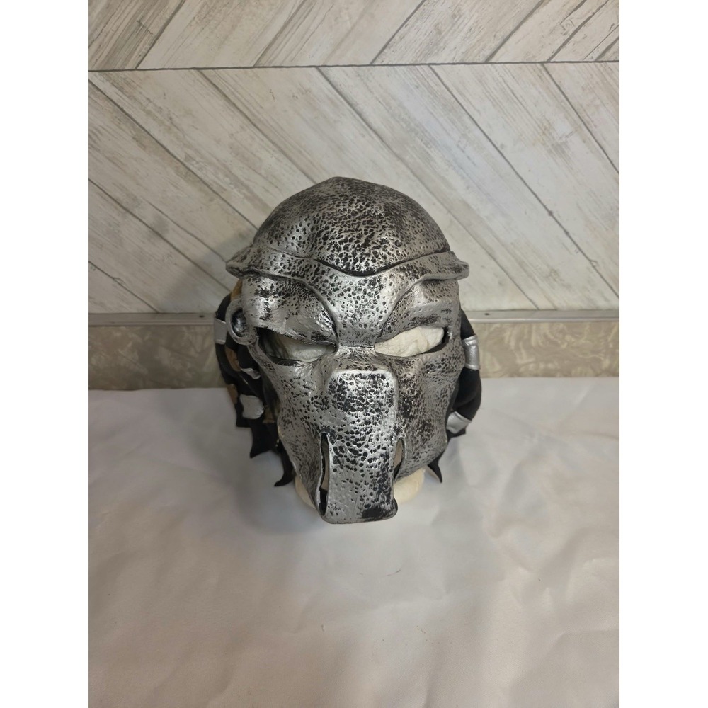 Aliens Vs. Predator Rubies Mask 2007